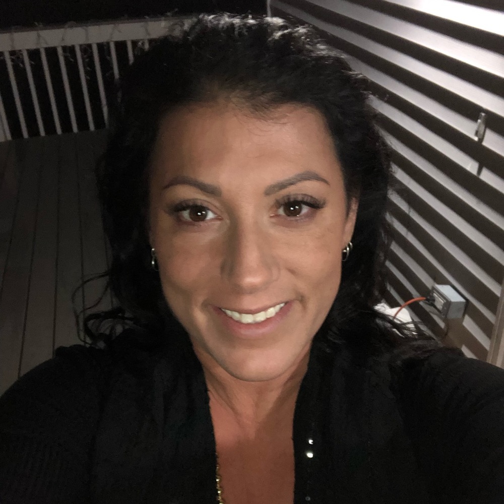 Meet your Posher, Traci